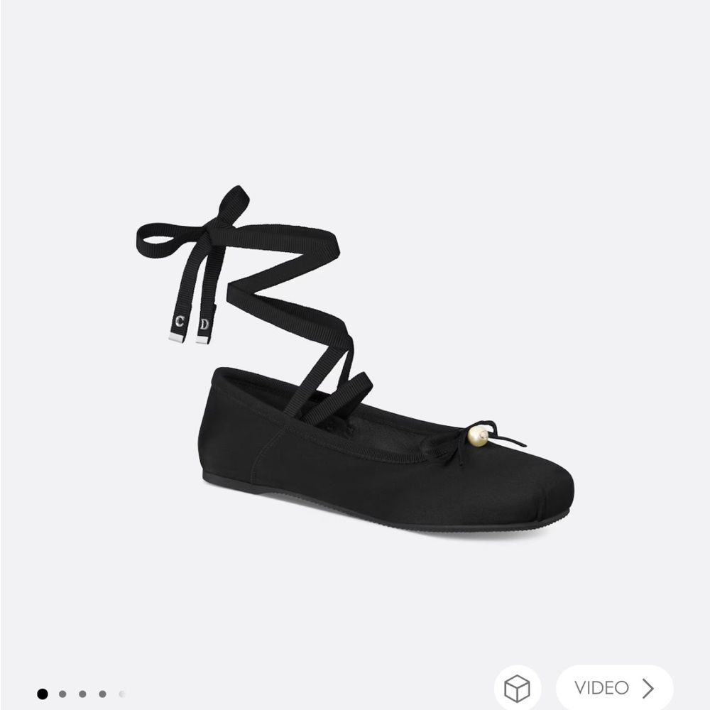 Dior ballet slippers sold out in black